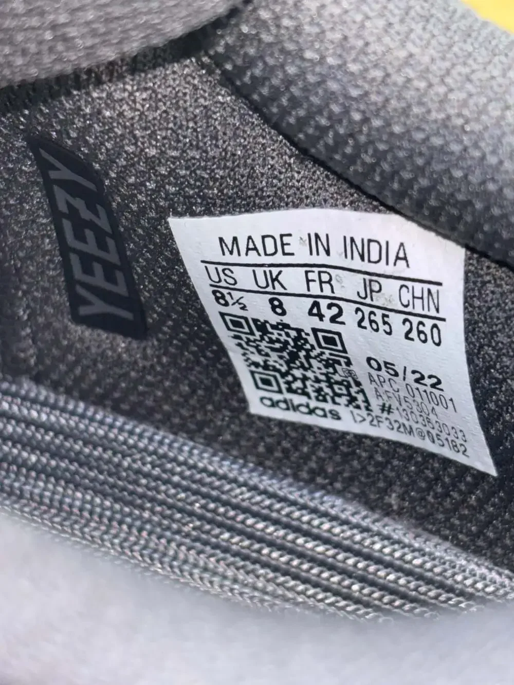 Adidas Yeezy Boost 700 ‘Utility Black’[FV5304] 2022 release. Size 8.5 men’s